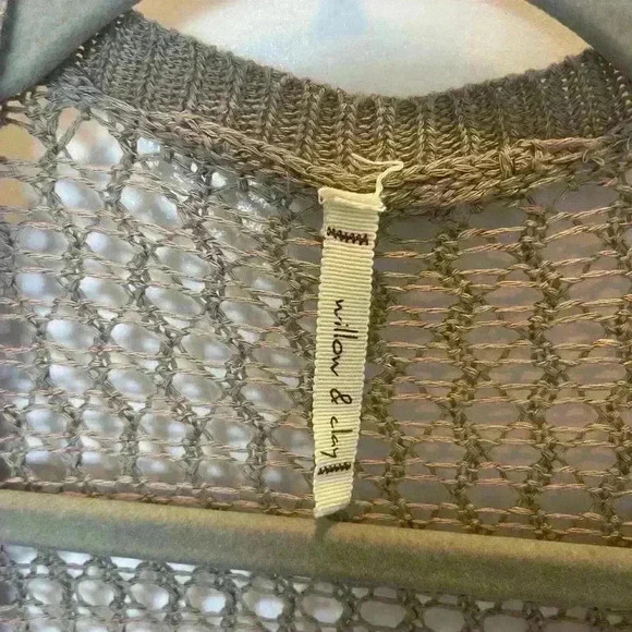 WILLOW & CLAY Loose Crochet Knit Short Sleeve cardigan - Picture 3 of 3